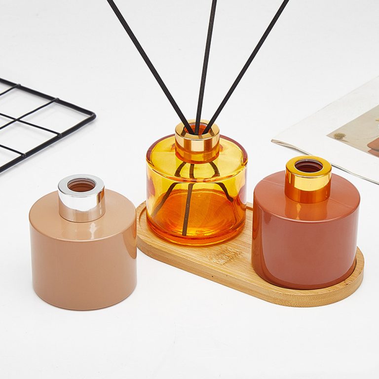 Jaunce perfume bottle