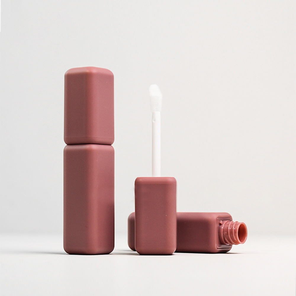 lip gloss tube