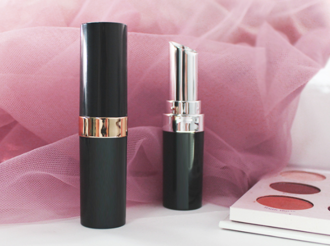lipstick tube