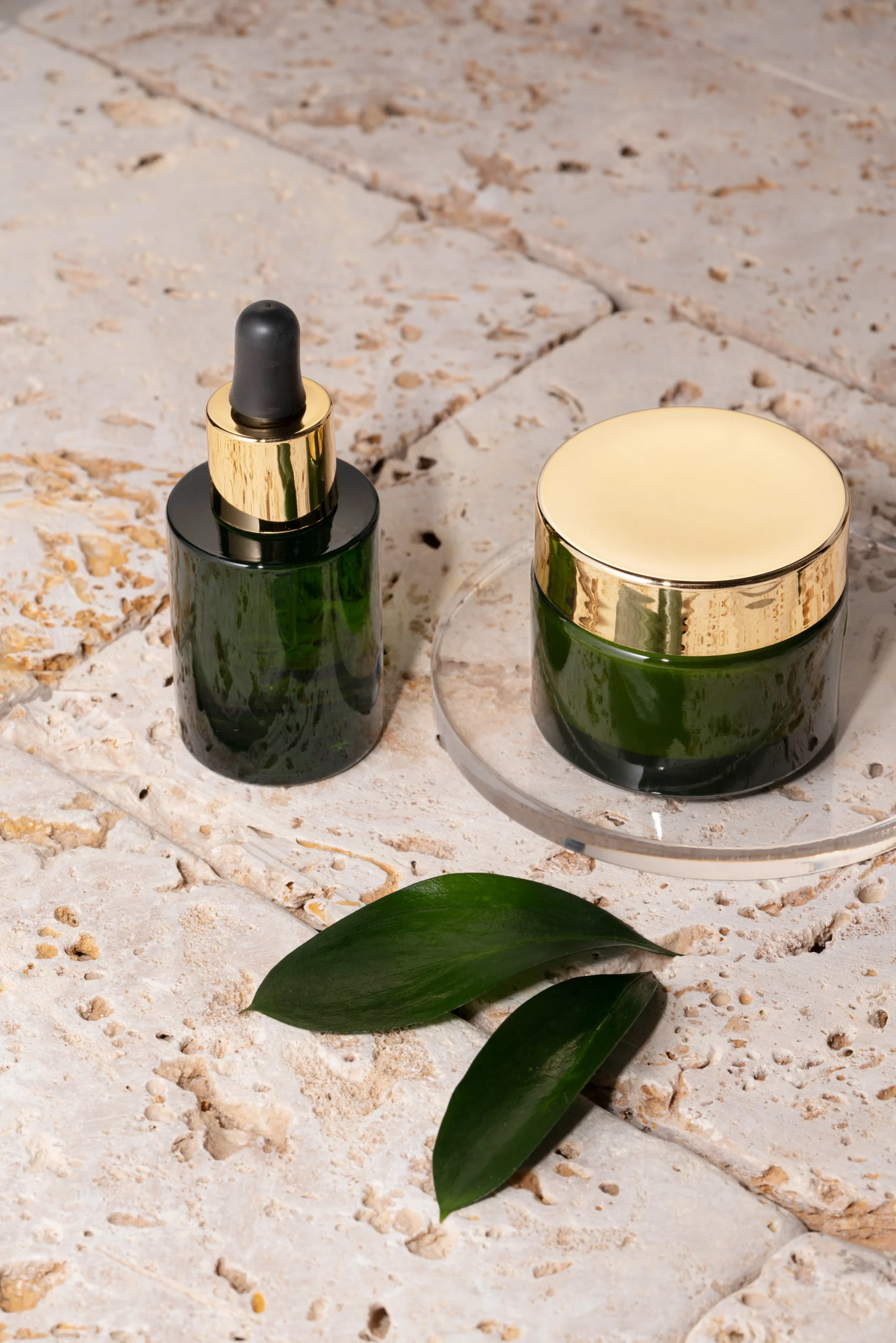 Why Cosmetic Packaging Matters in the World of Luxury Jars1